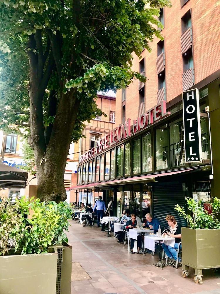 Hotel Le Père Léon 3*