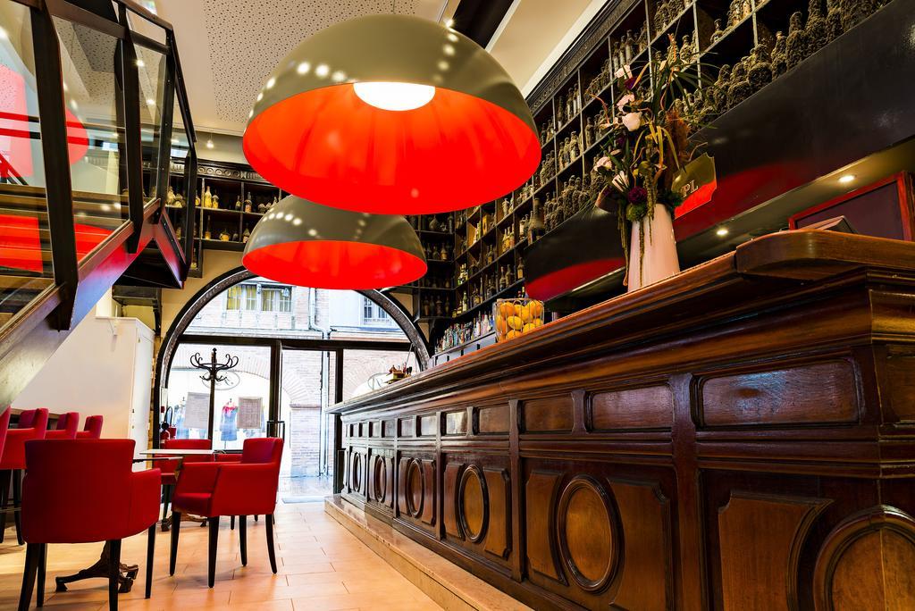 Le Père Léon Hotel 3*